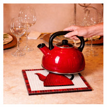 Load image into Gallery viewer, Trivet Small with cork