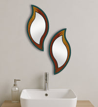Load image into Gallery viewer, 9&quot;x18&quot; Leaf with 6&quot;x15&quot; Leaf Shaped Acrylic Mirror - Pair
